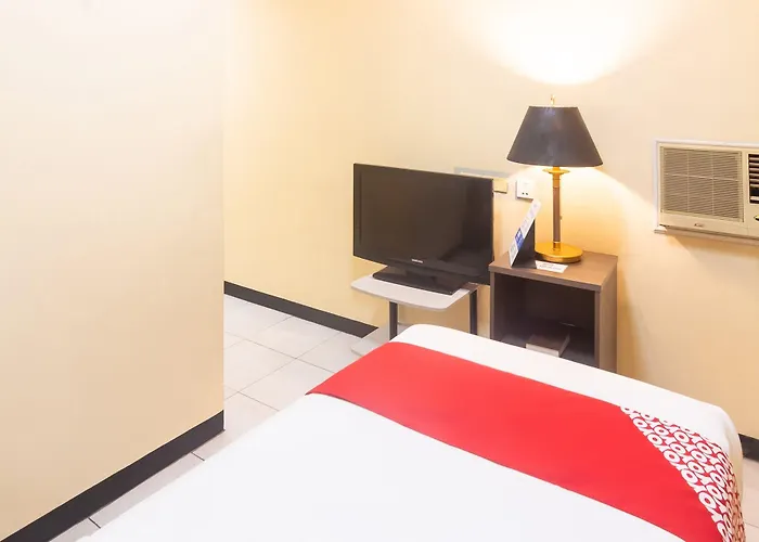 Oyo 187 The Maxwell Cebu