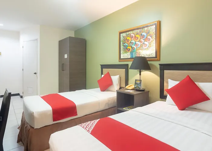 Oyo 187 The Maxwell 3* Cebu