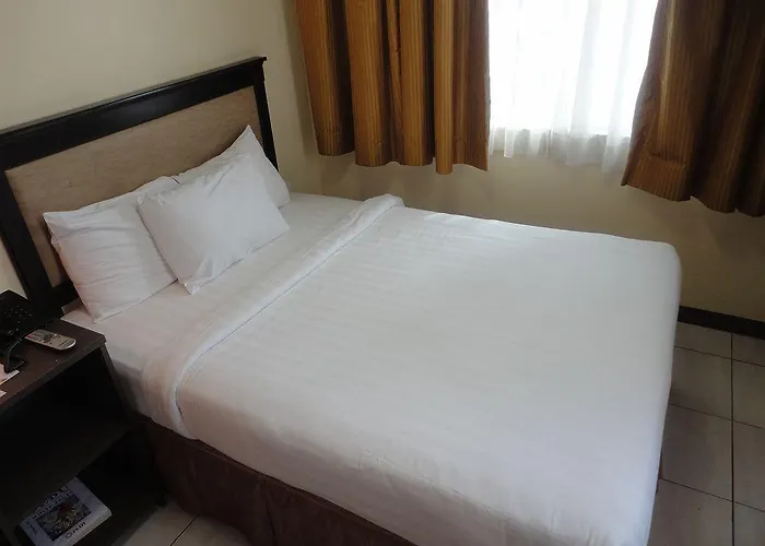 Hotel Oyo 187 The Maxwell