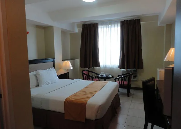 Oyo 187 The Maxwell Hotel Cebu