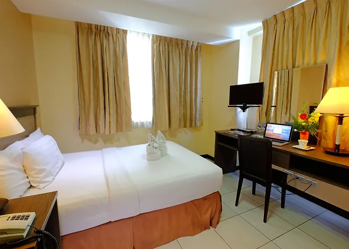 Hotel Oyo 187 The Maxwell