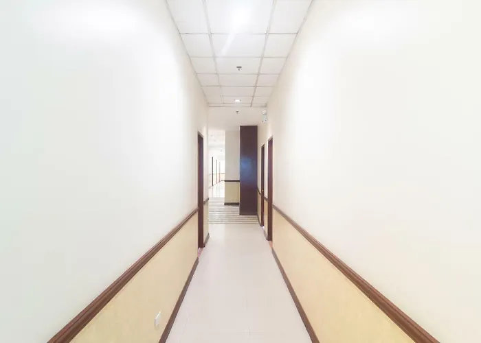 Hotel Oyo 187 The Maxwell Cebu